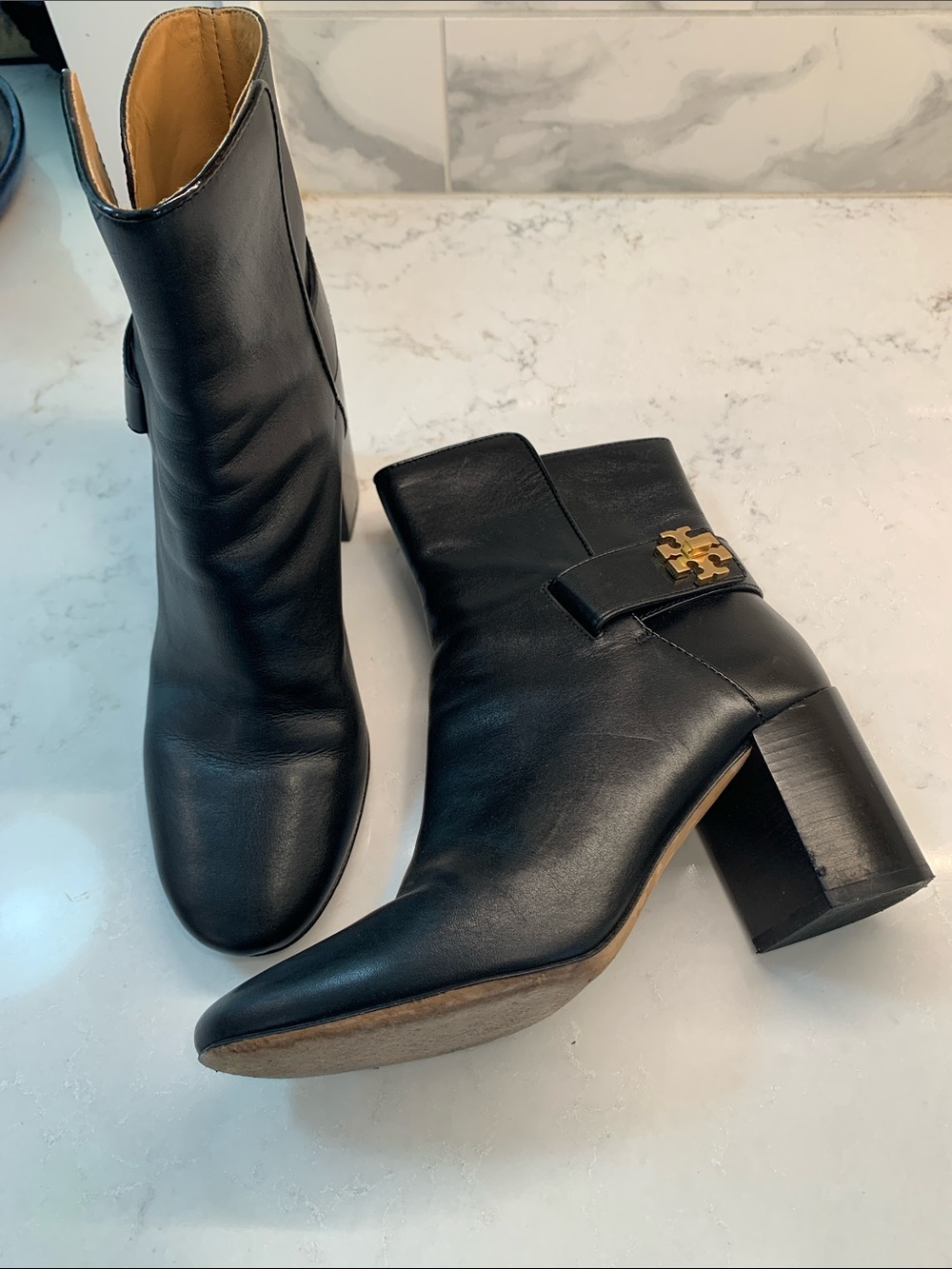 Tory Burch Leather Ankle Boots with Gold Accent Size 7 - Picture 2 of 9